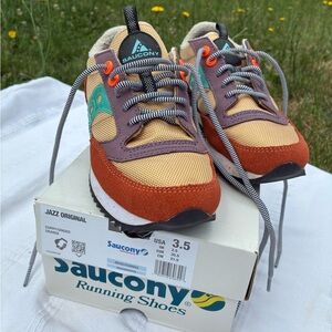 Saucony Womens Jazz Sneakers - Pack~Curry color way, no longer sold!